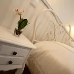 Vaihmalan Hovi Hotel