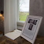 Vaihmalan Hovi 3*