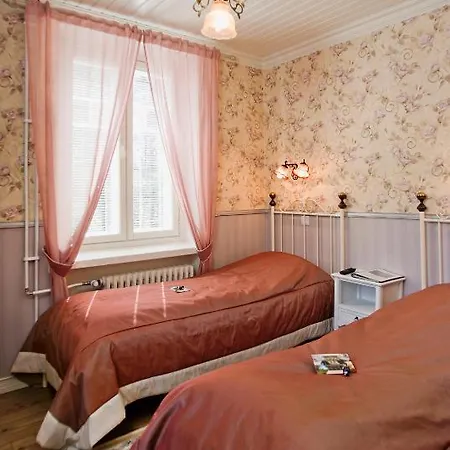 Vaihmalan Hovi Hotel Lempäälä