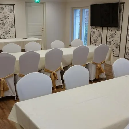酒店 维马兰豪威酒店 Lempäälä