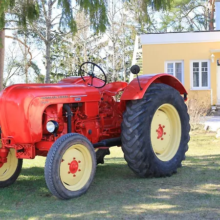 Vaihmalan Hovi Hotel