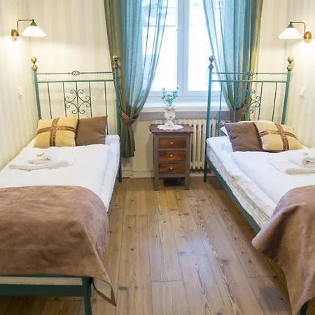 Hotel Vaihmalan Hovi 3*