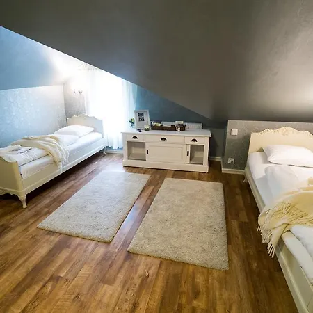 Vaihmalan Hovi Hotel 3*