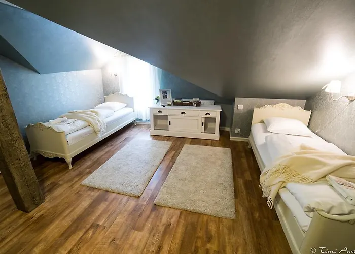 Vaihmalan Hovi Hotel 3*