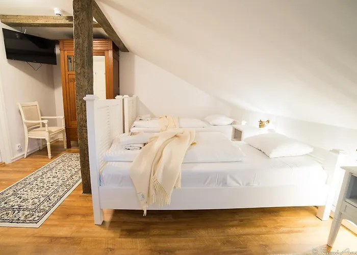 Vaihmalan Hovi 3* Lempaala