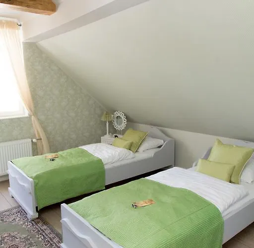 Vaihmalan Hovi Hotel 3*